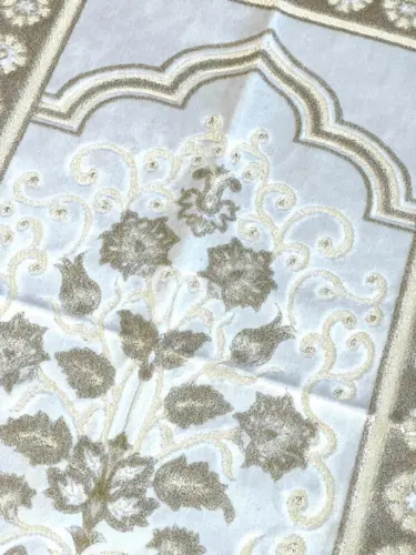 Amanah Velour Bedetæppe (7 farver)