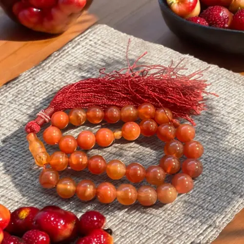 Bernsteinfarbener Tasbih aus Achatstein mit 33 Perlen