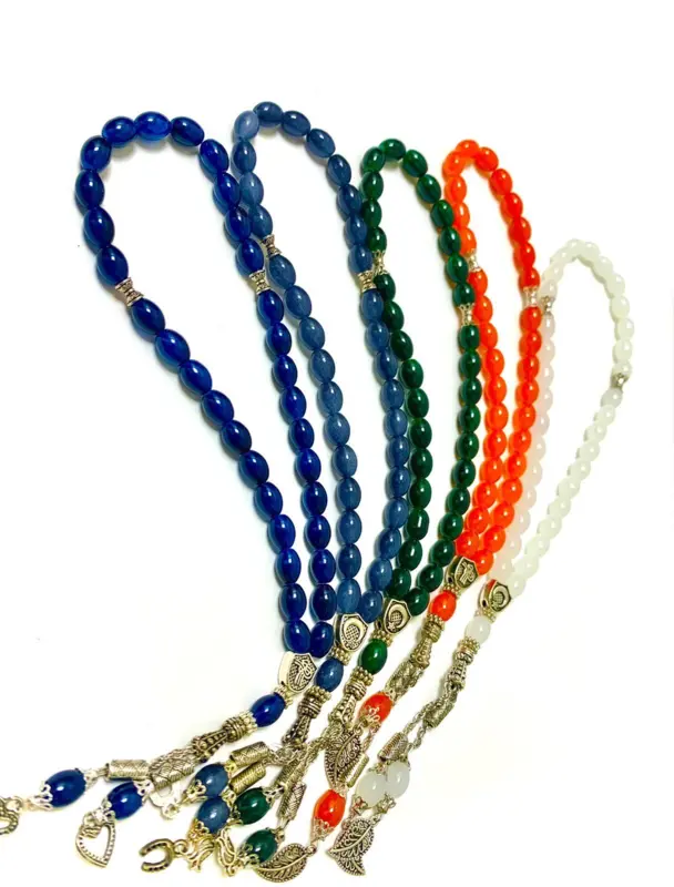 Droppformat glas Tasbih med silverdetaljer, 33 pärlor