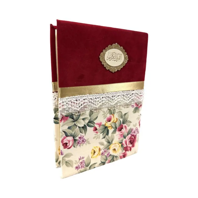 Dekorativ koran med blommor och rosetter (finns i flera färger)